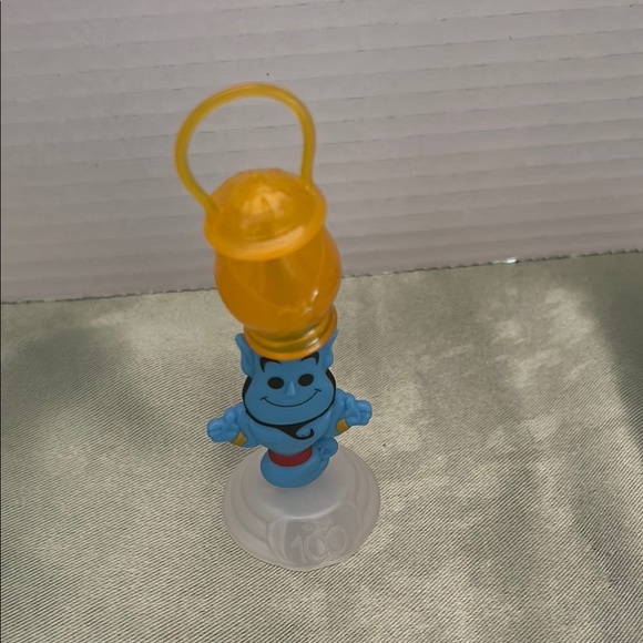 Blue and Yellow Action Figure Playset - Picture 4 of 7